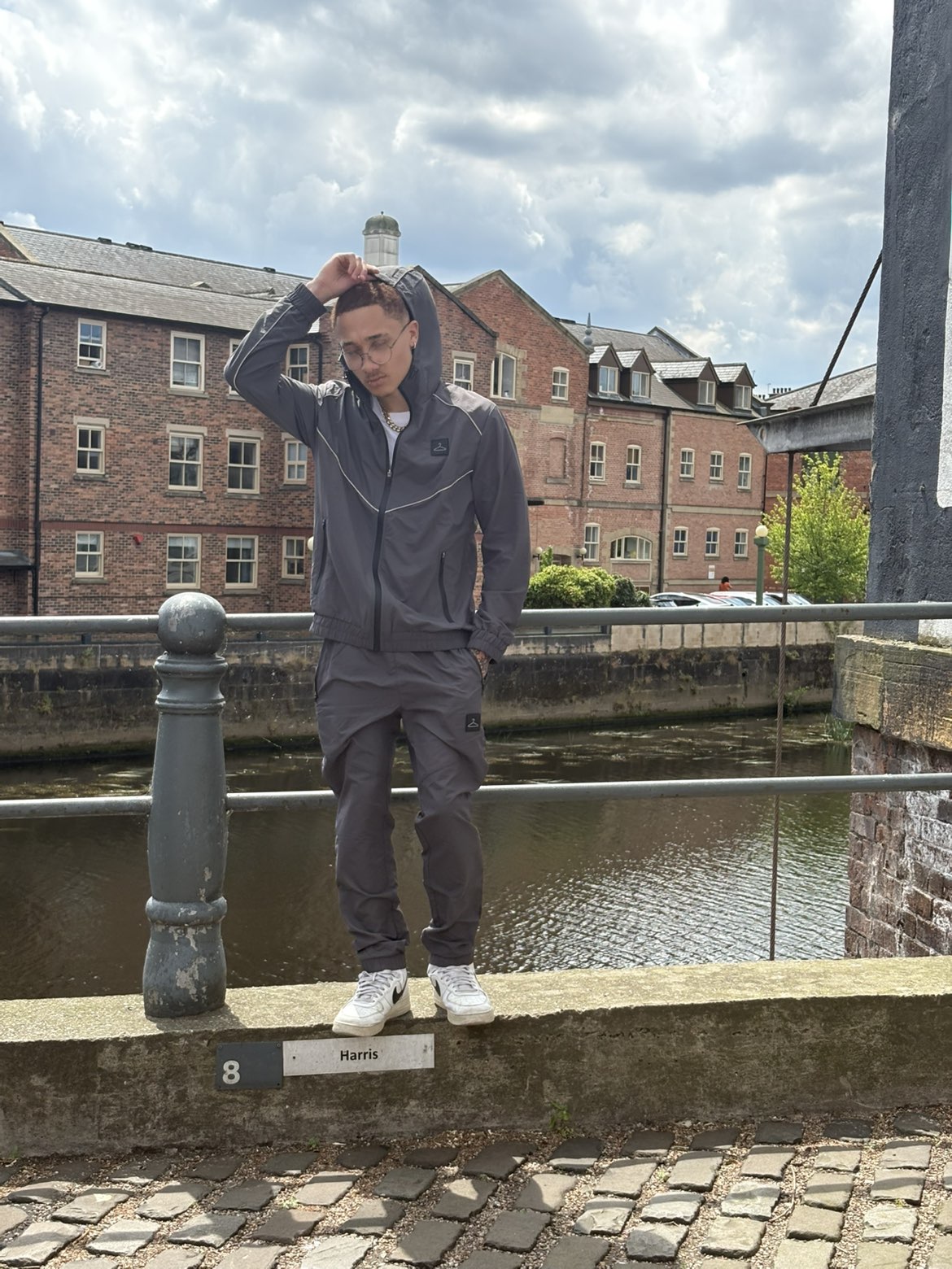 CW13 Shadowline Tracksuit- Grey